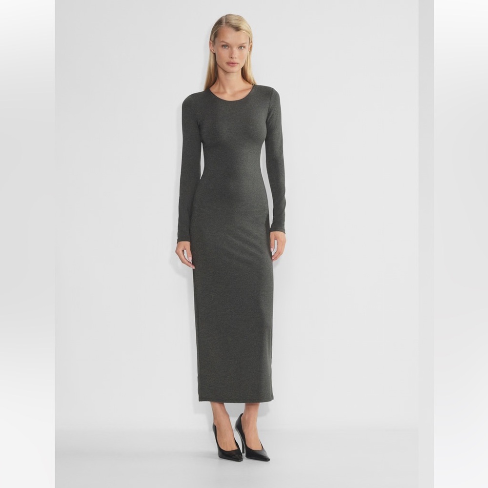 NWT- Aritzia Contour Crew Longsleeve Maxi Dress, Unworn, M, Heather Charcoal